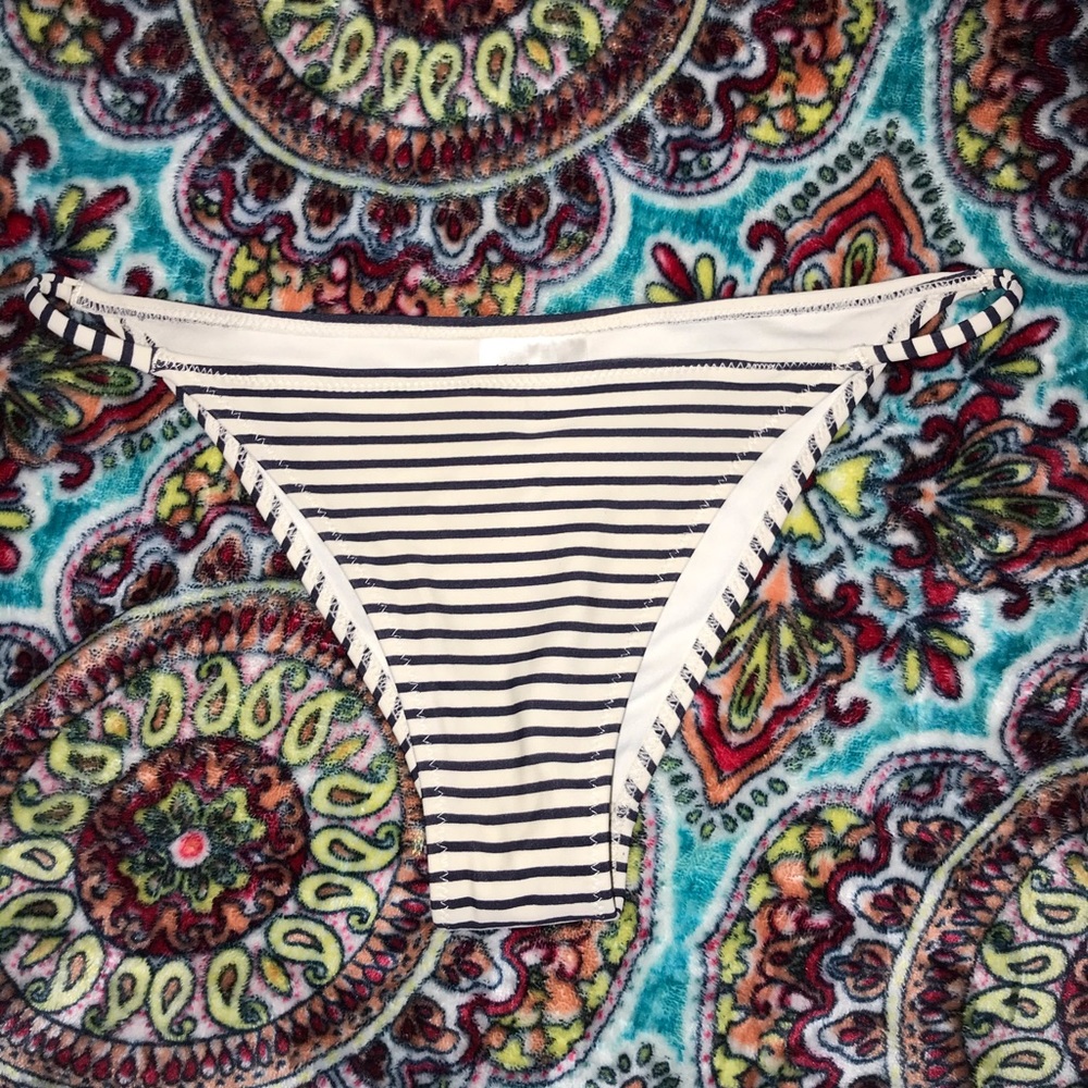 Cheeky striped bottoms